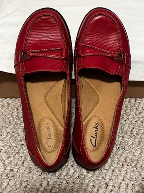 Clarks Red Leather Slip-On Driving Loafers | size 6M